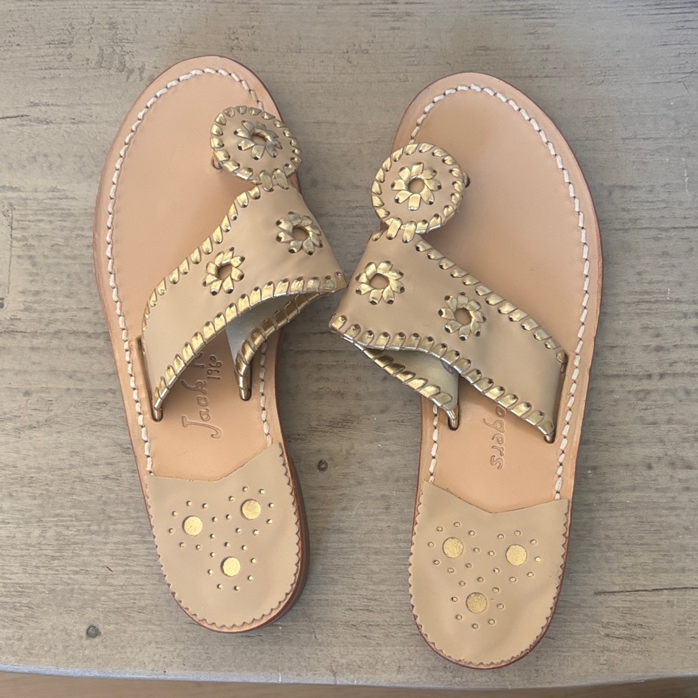 Stylish Tan Sandals
